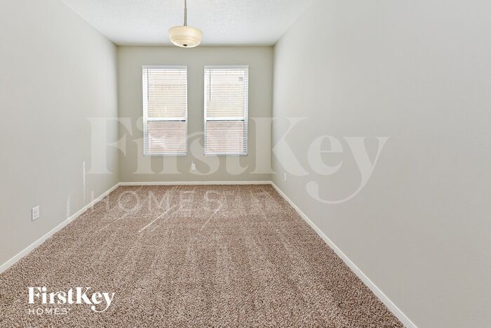 Building Photo - 9615 Barr Spring Dr