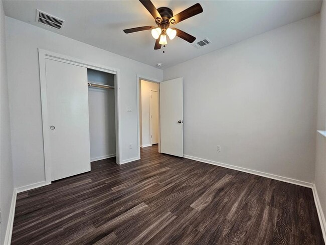 Building Photo - 16721 Hamilton Point Cir