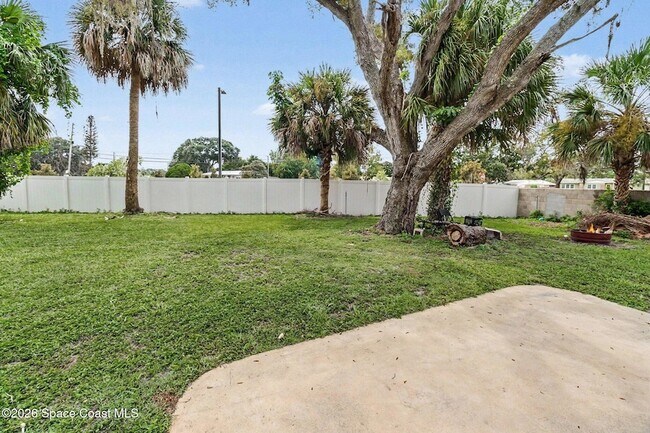 Building Photo - 1087 Creel St