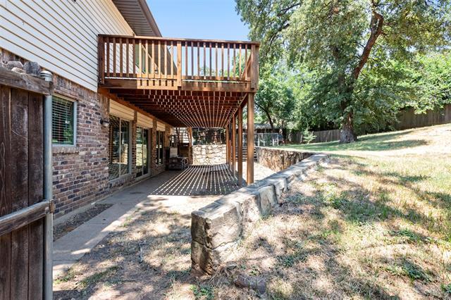Building Photo - 1403 Cliffwood Rd