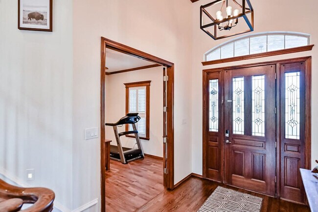 Building Photo - 811 Mallard Pointe Dr