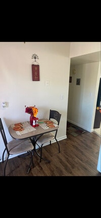 Building Photo - 3623 N Sterling Ave