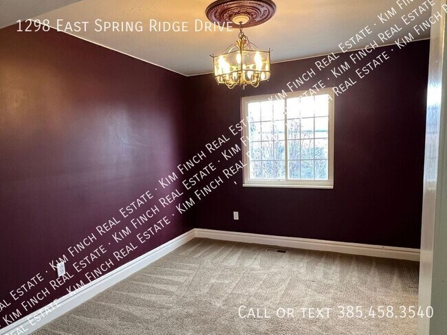 Building Photo - 1298 E Spring Ridge Dr