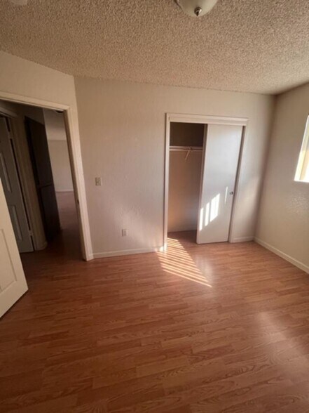 Building Photo - 200 W Caldwell Ave