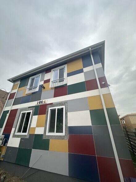 Building Photo - 1664 W 36th St