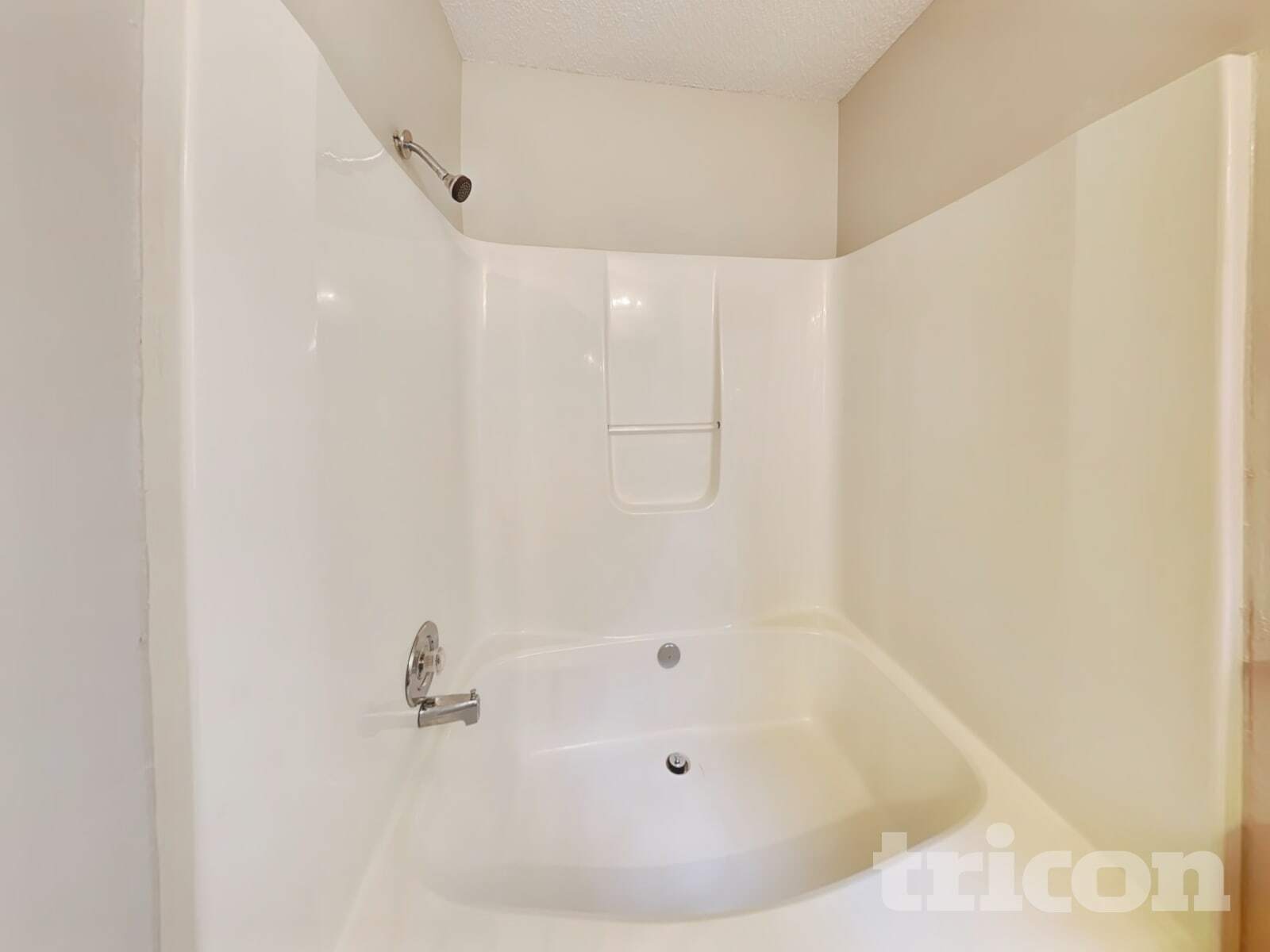 Building Photo - 6025 Black Bear Ct