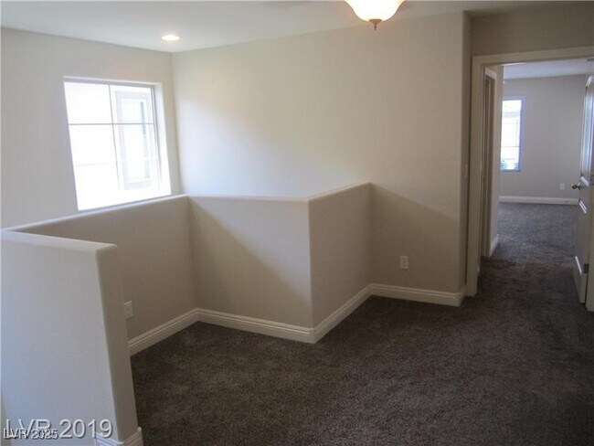 Building Photo - 2626 Marvel Astoria St