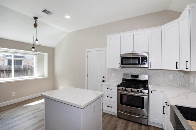 Building Photo - 1248 Hunter Wood Dr
