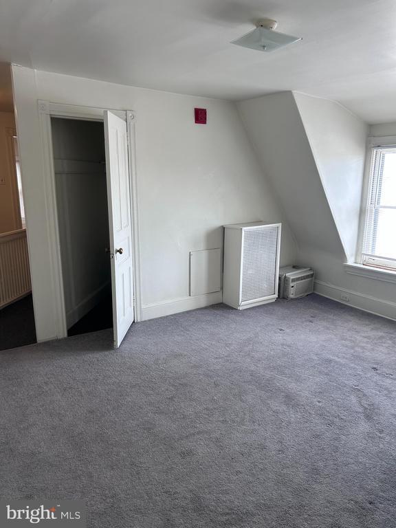 Building Photo - 913 Fayette St