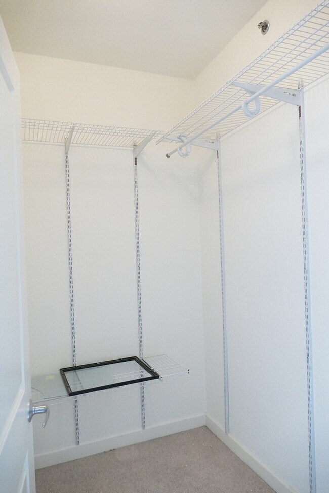 Building Photo - 1400 S Michigan Ave