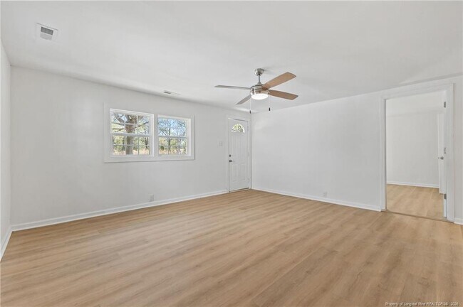 Building Photo - 5109 Higgins St