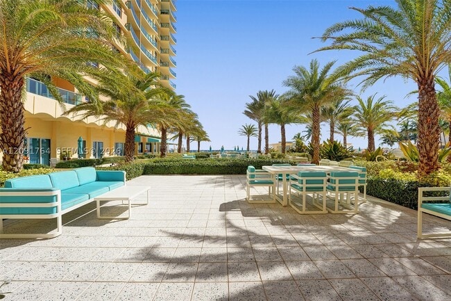 Building Photo - 2501 S Ocean Dr