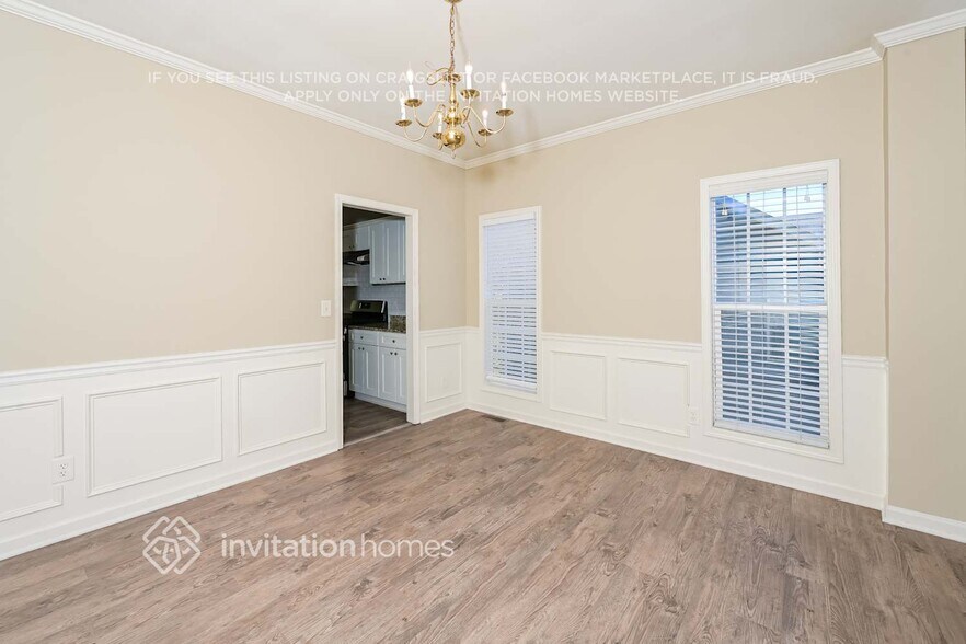 Building Photo - 4033 Rivermeade Dr SW