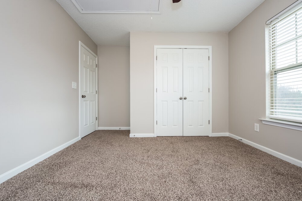 Building Photo - 316 Lauren Dr