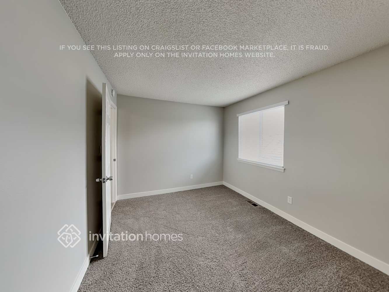 Building Photo - 10418 Strasburg Way