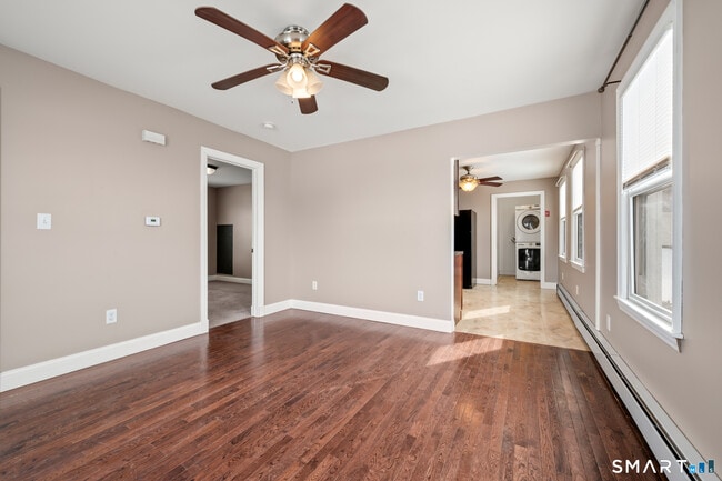 Building Photo - 246 S Orchard St