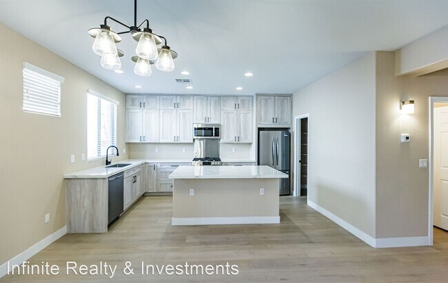 Building Photo - 3 br, 2.5 bath House - 10036 Bonterra Ave