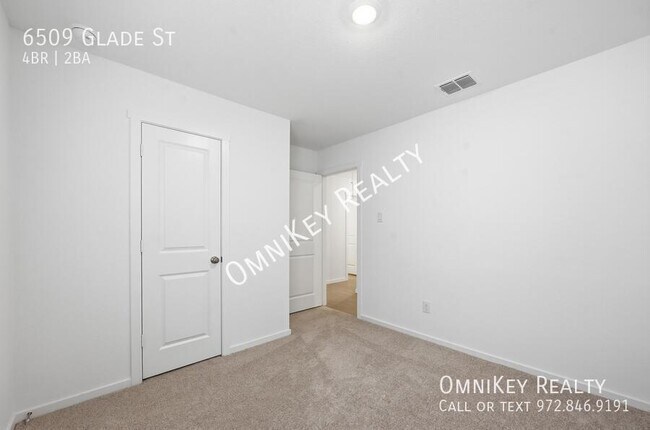 Building Photo - 6509 Glade St