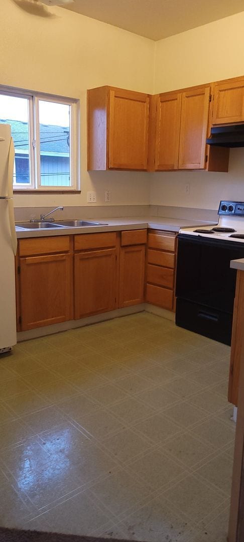 Building Photo - 145 N 13th St