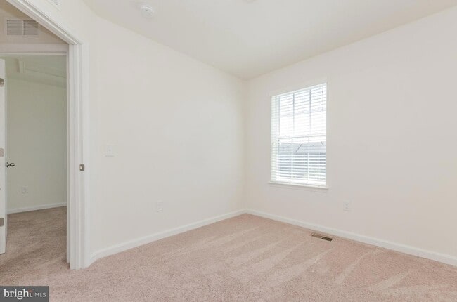 Building Photo - 172 Drexel Ct