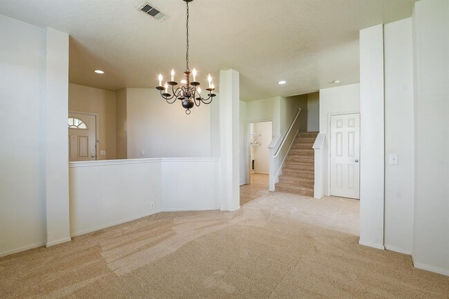 Building Photo - 3043 Feather Green Trail