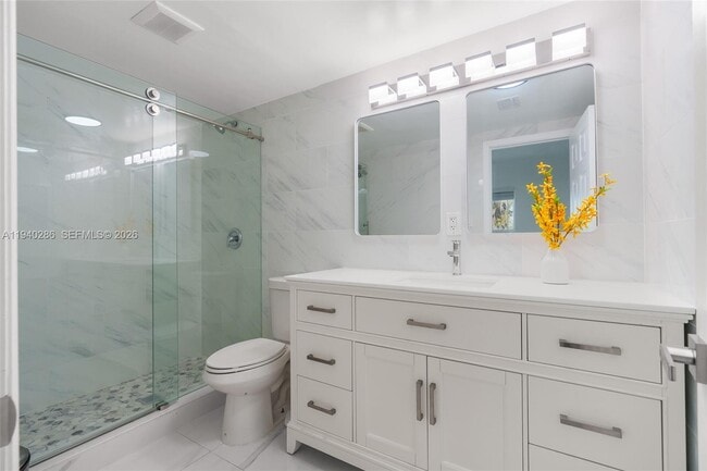 Building Photo - 7601 NW 82nd Terrace