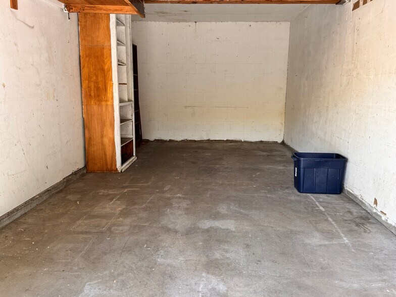 Building Photo - 630 Bridgeport Cir