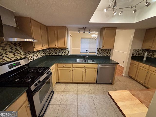 Building Photo - 38 Rumson Ct
