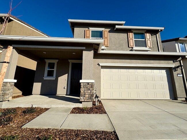 Building Photo - Beautiful Brand New SOLAR 3 bedroom 2.5 Bathroom Just Built in Lincoln CA!