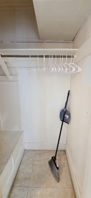 Building Photo - 306 Taylor Ave