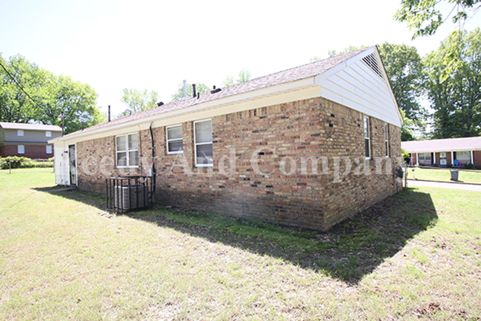 Building Photo - 3792 Kipling Ave