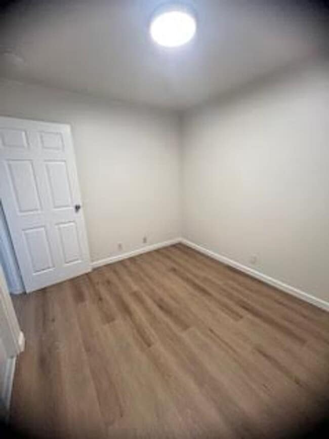 Building Photo - Excellent 3 bed 2 Bath Home