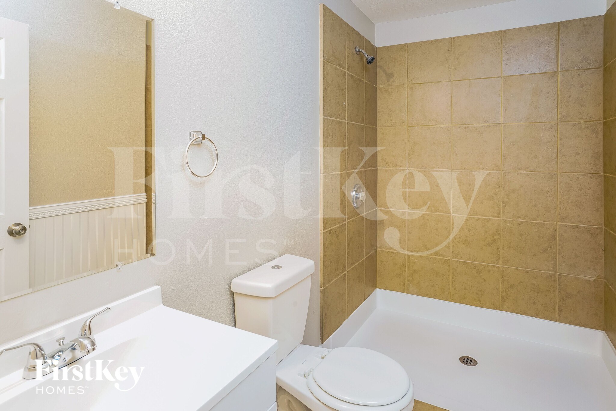 Building Photo - 28618 Hidden Cove Dr