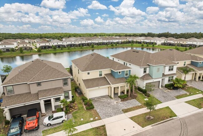 Building Photo - 301 Ballo Dr