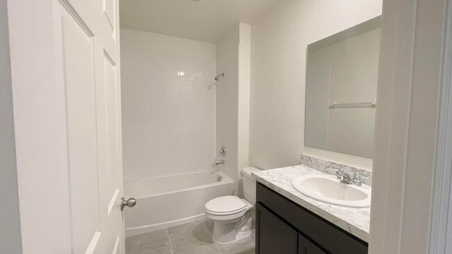 Building Photo - 9617 Potomac Dr