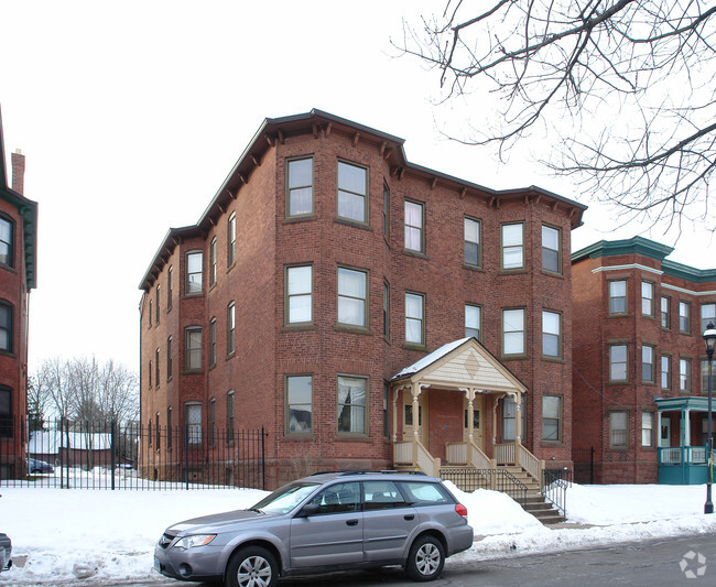 Front Entrance - Alden & Dean Street Apartments