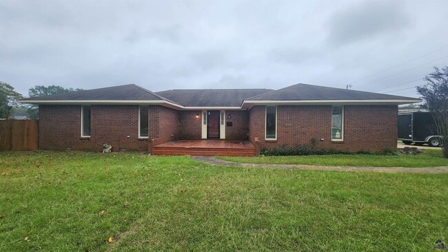 Building Photo - 114 Van Dr