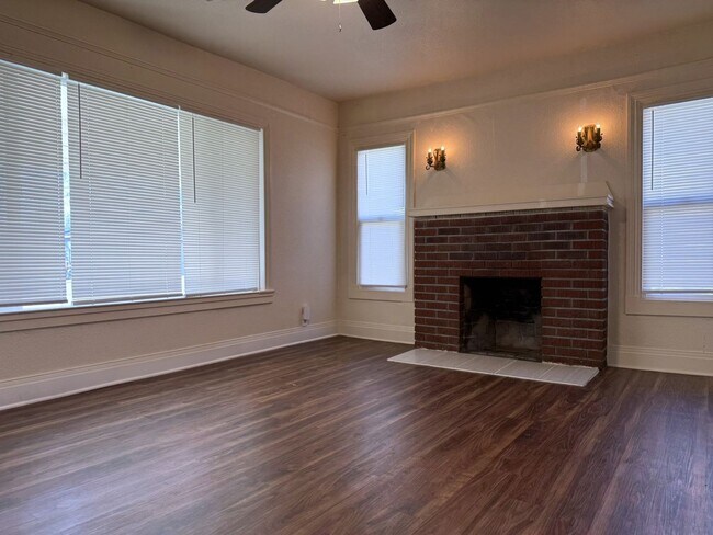 Building Photo - 45w26th