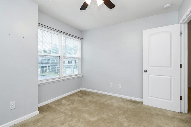 Building Photo - 11109 Pettus Ct