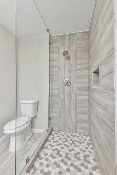 Building Photo - 9718 John Bank Dr