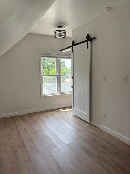Building Photo - 10565 W 93rd Ave