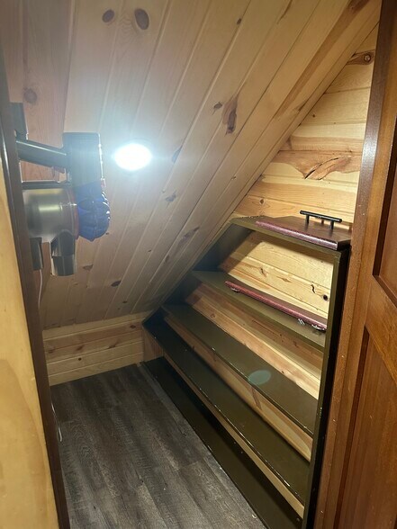 Pantry - 307 N Mary St