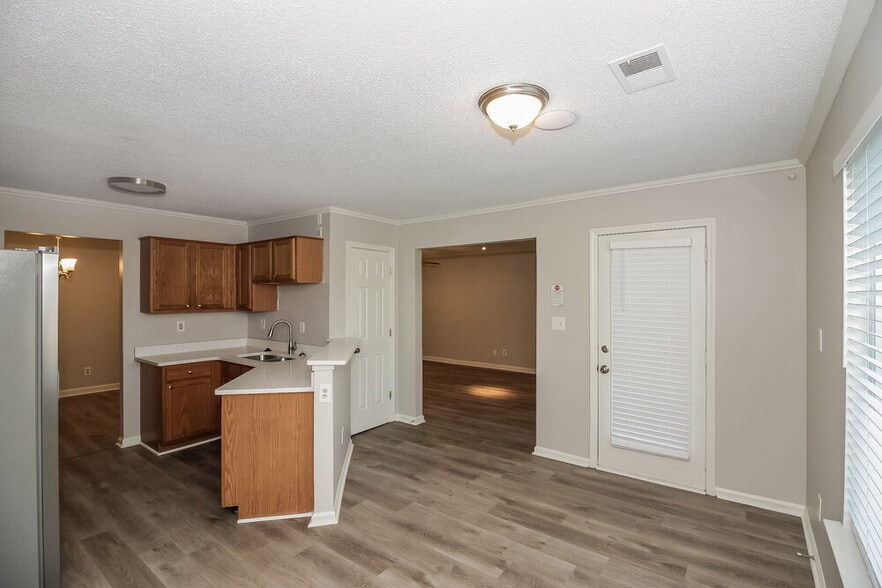 Building Photo - 1031 Jessa Cove