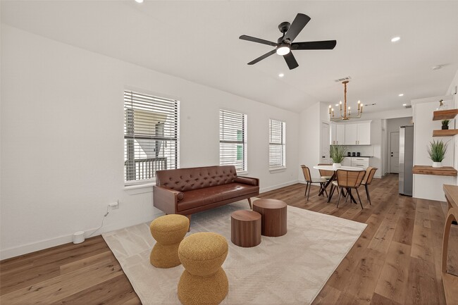 Building Photo - 1311 E 35th St