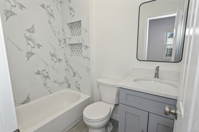 Building Photo - 42 Waterville St