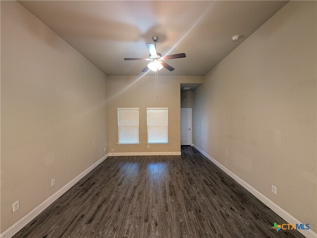 Building Photo - 1211 FM306