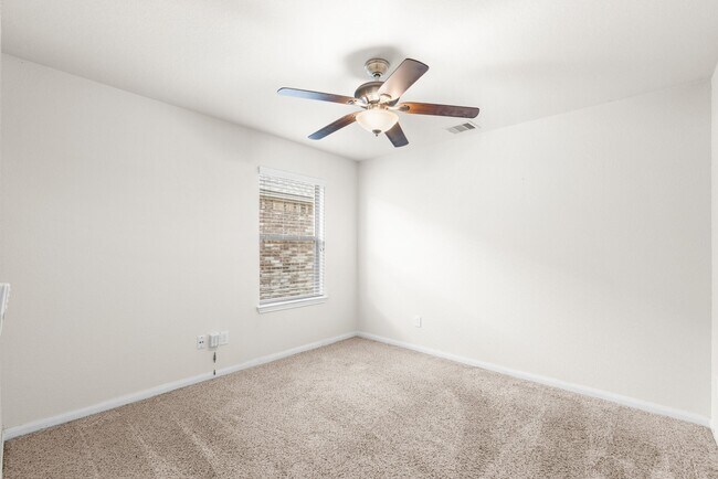 Building Photo - 15406 Grand Sage Dr