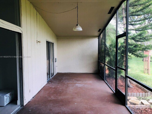 Building Photo - 11572 Timbers Way