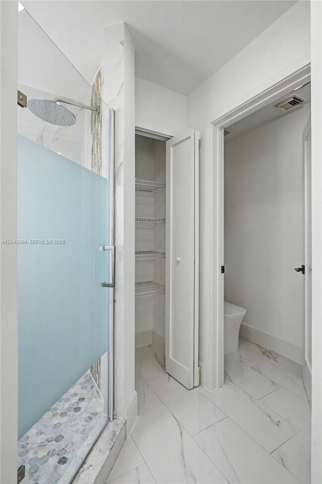 Building Photo - 16240 SW 75th St