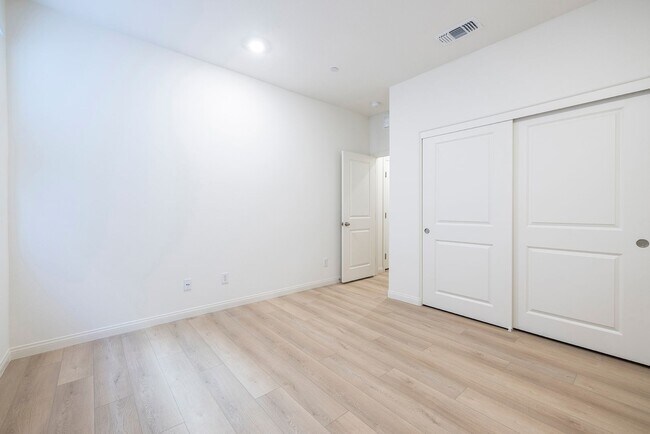 Building Photo - Brand New Home in the SW - 4 Bedrooms (One Down) + Loft